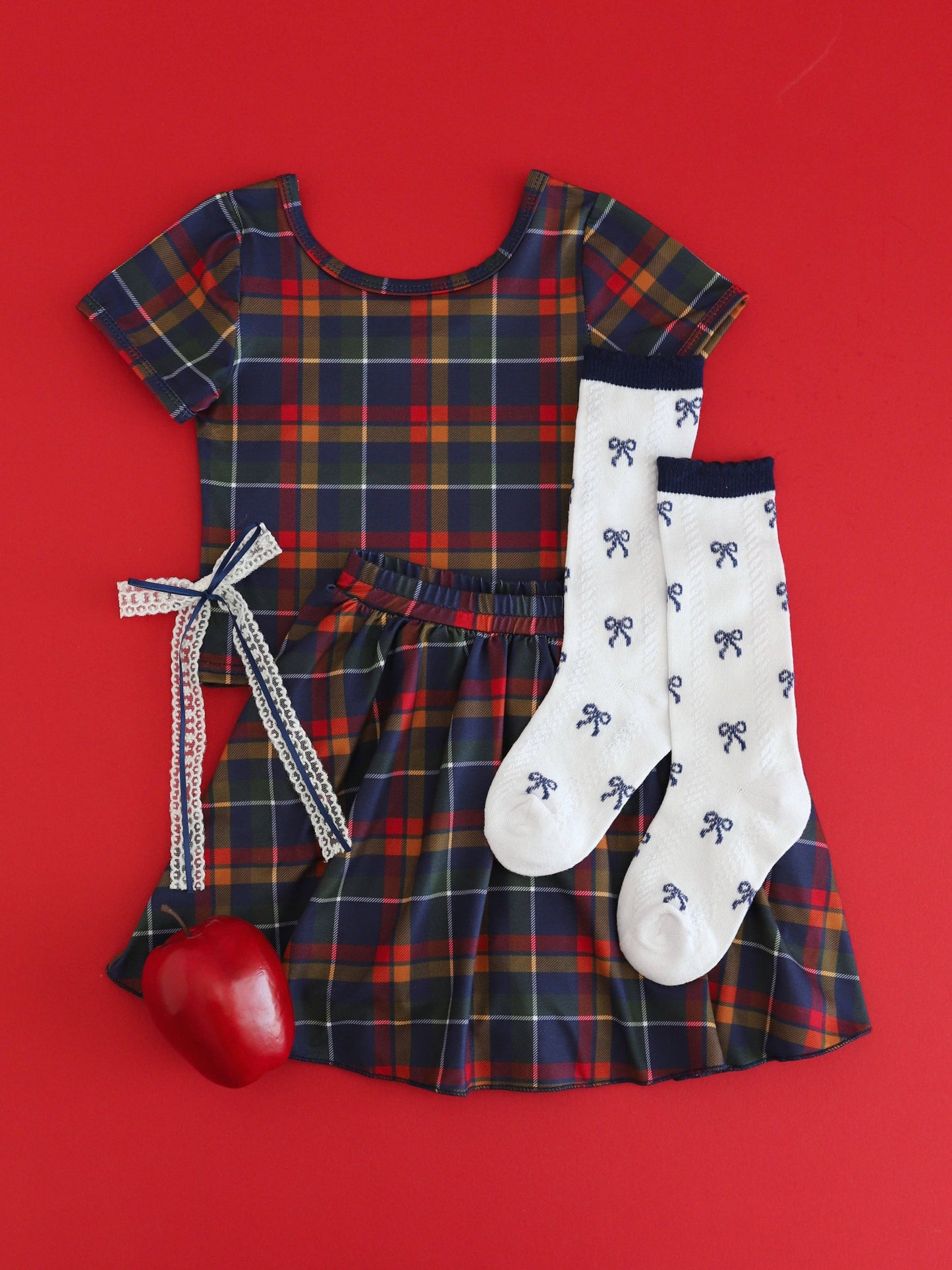 Navy Bow Scalloped Knee Socks: 0-6 MONTHS