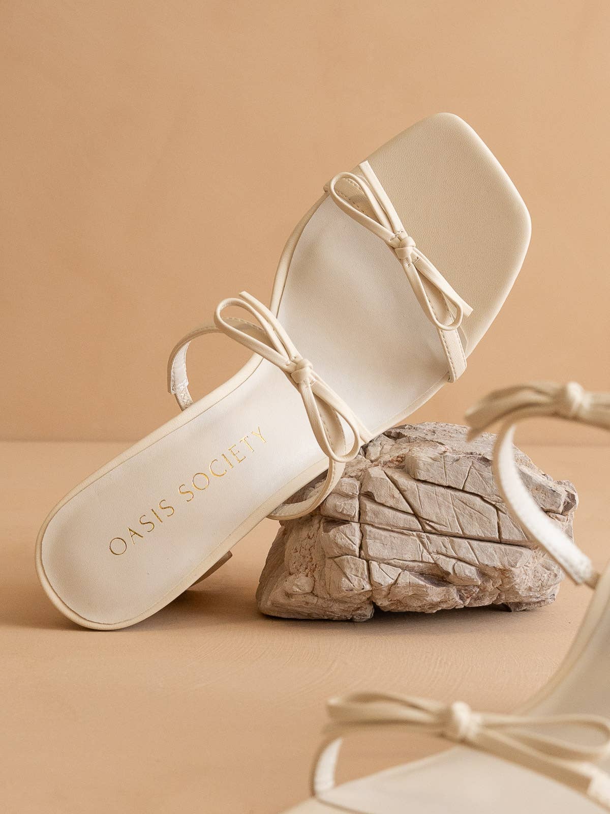 The Wendy | Beige Double Strap Bow Heels: BEIGE / 9