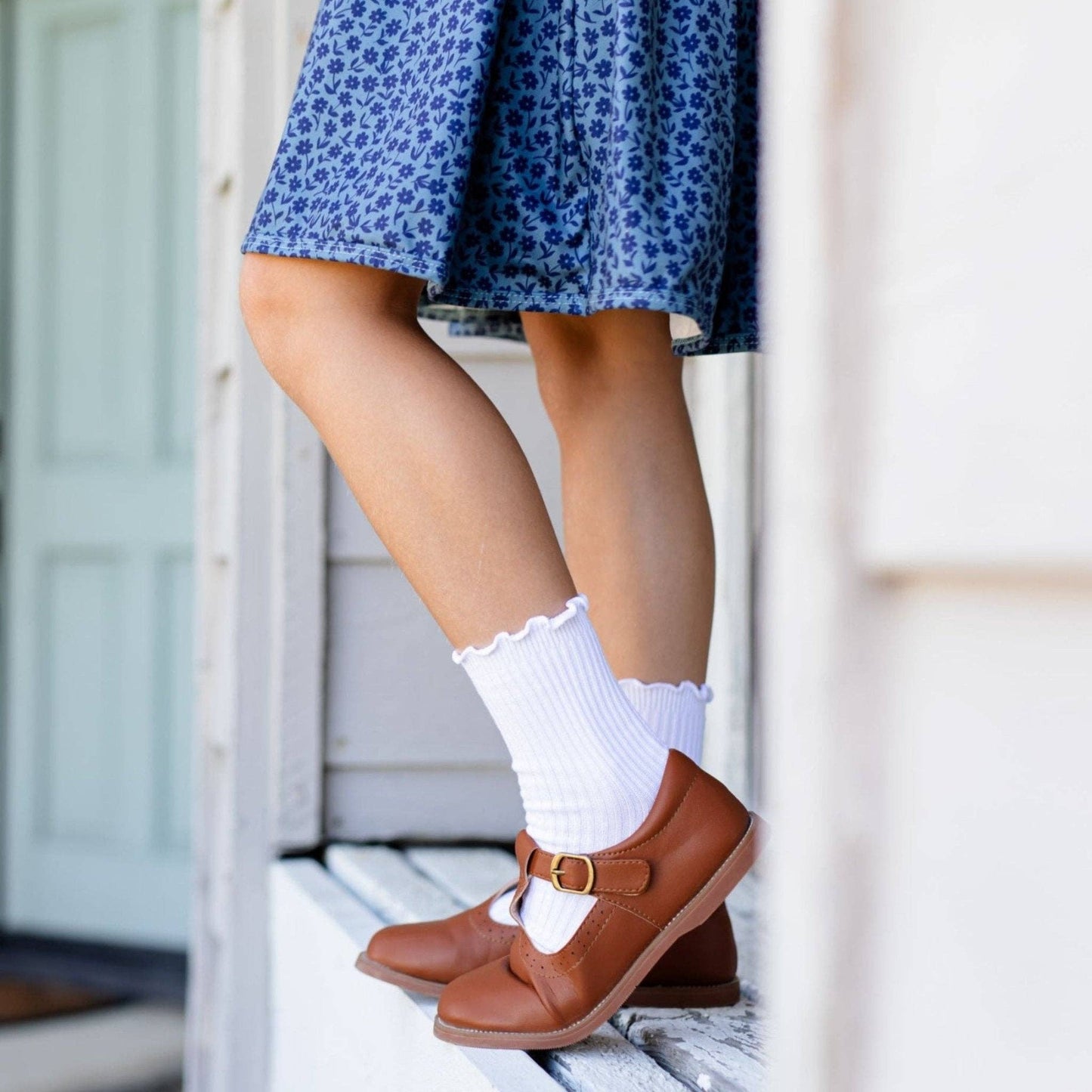 Ribbed Lettuce Trim Midi Socks - White: 4-6 YEARS