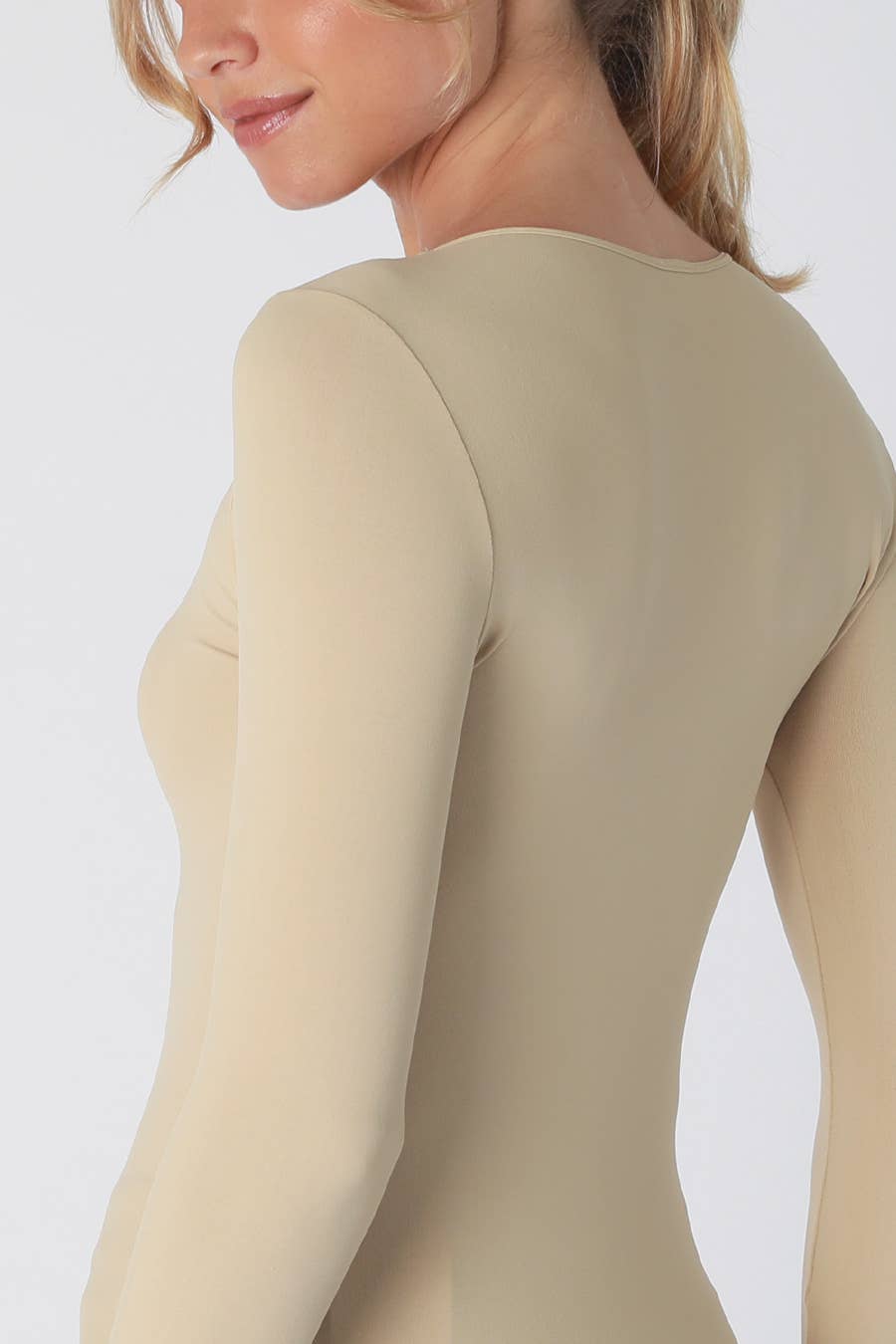 NS5423H - 3/4 Sleeve Crew Neck Top: 7 White