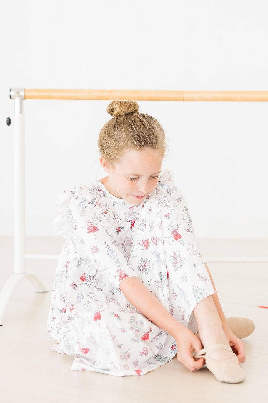 Clara's Christmas 3/4 Sleeve Ruffle Twirl Dress: 3T