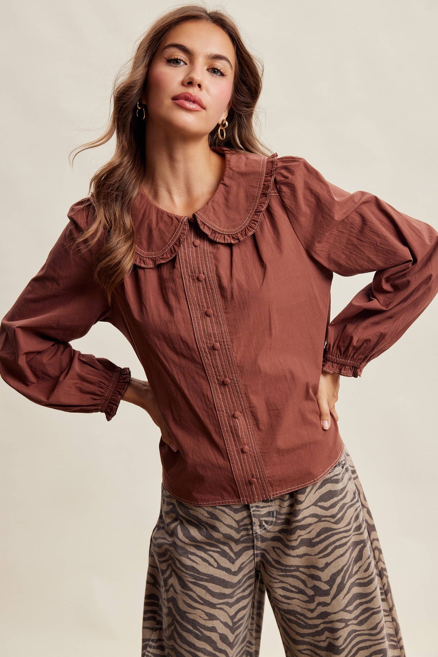 Contrast Stitch Ruffle Collar Cotton Blouse LT1488: Cream / Contemporary / M