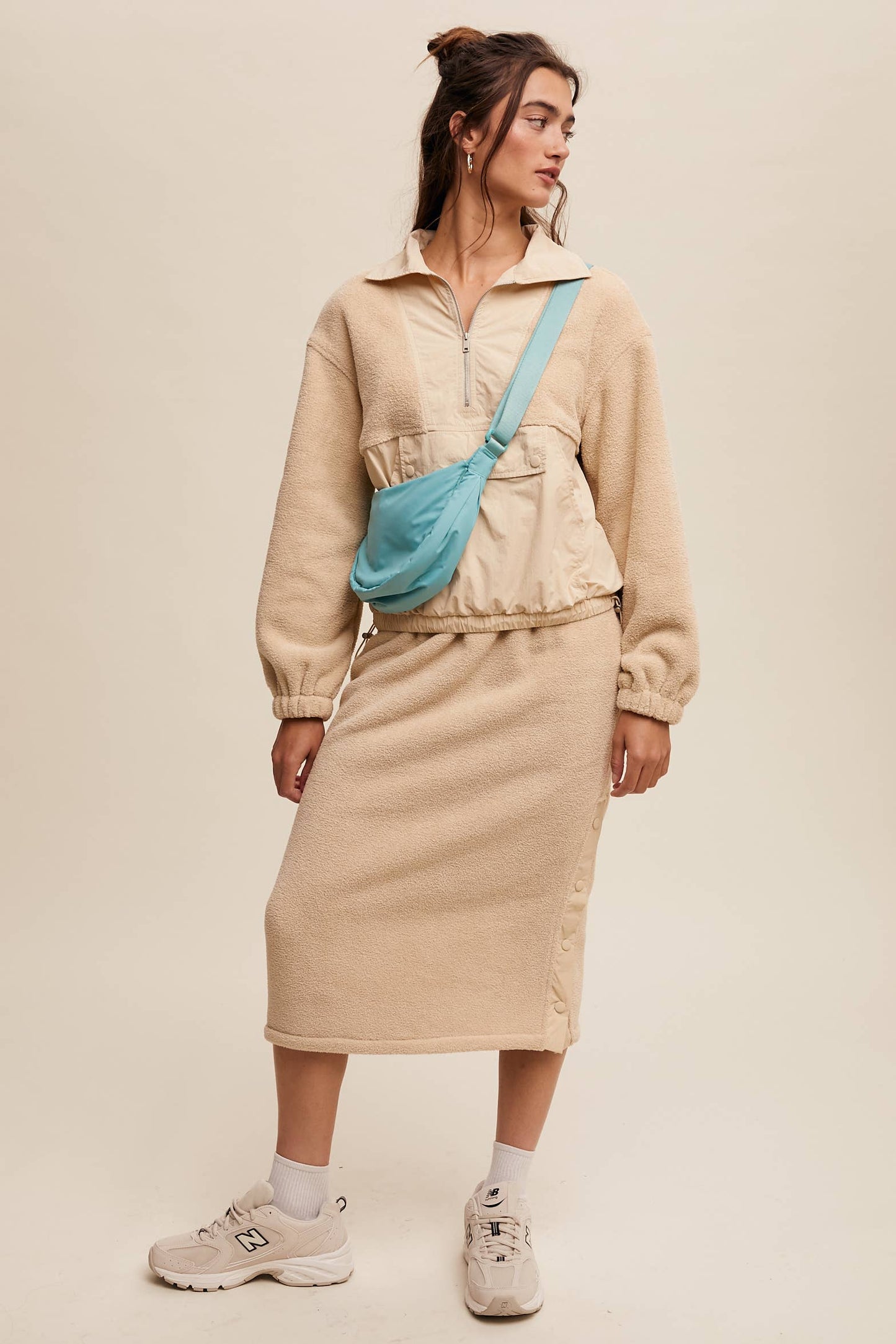 Fleece Pullover & Skirt Set: Taupe / Contemporary / M