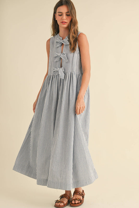 D4886   STRIPE FABRIC WITH BOW TIE FRONT DRESS: Blue / M