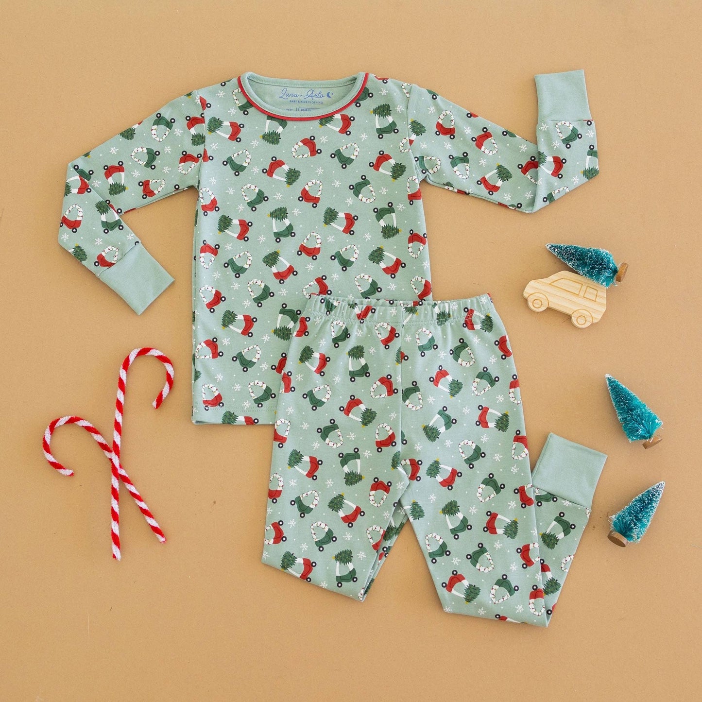 Deck the Wheels Long Pajamas: 10