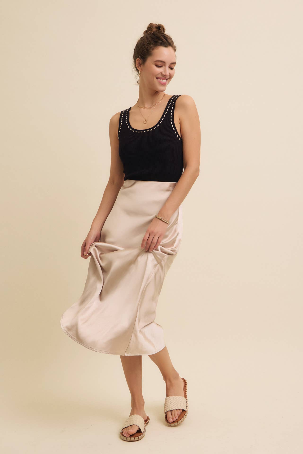 HIGH QUALITY THICK SILKY SATIN BIAS CUT MAXI SKIRT: BLACK / S