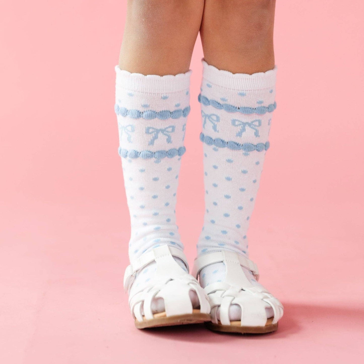 Blue Bow Scalloped Knee Socks: 0-6 MONTHS
