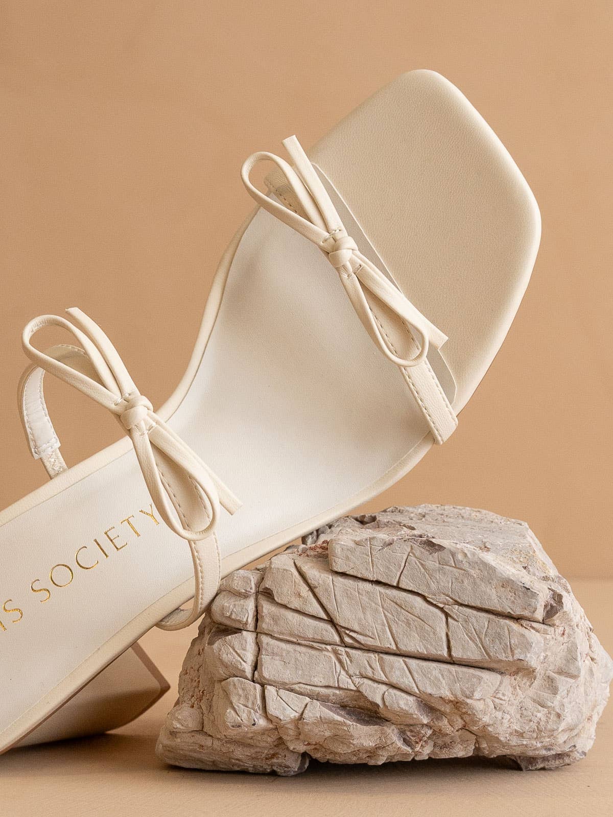 The Wendy | Beige Double Strap Bow Heels: BEIGE / 6