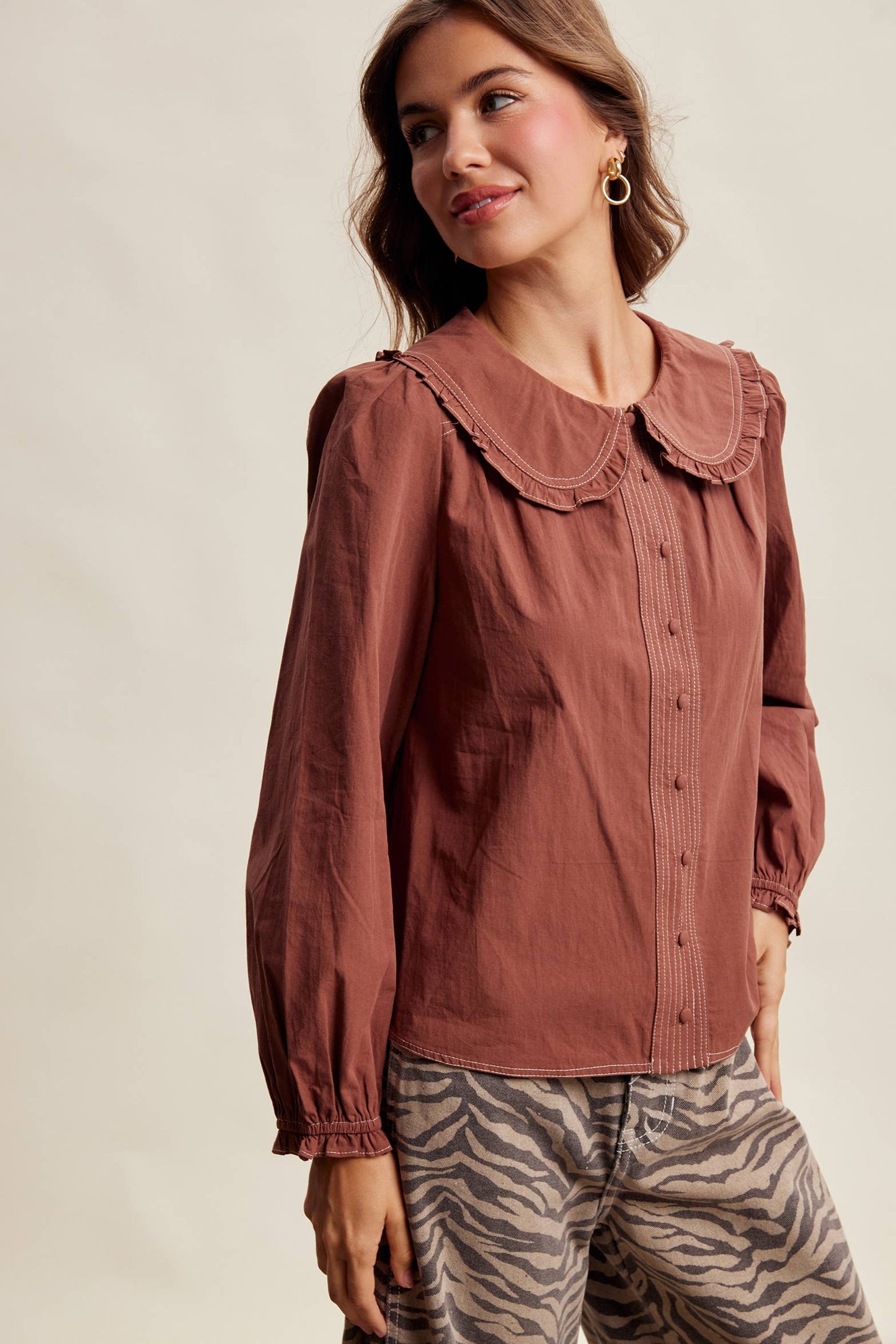Contrast Stitch Ruffle Collar Cotton Blouse LT1488: Cream / Contemporary / S