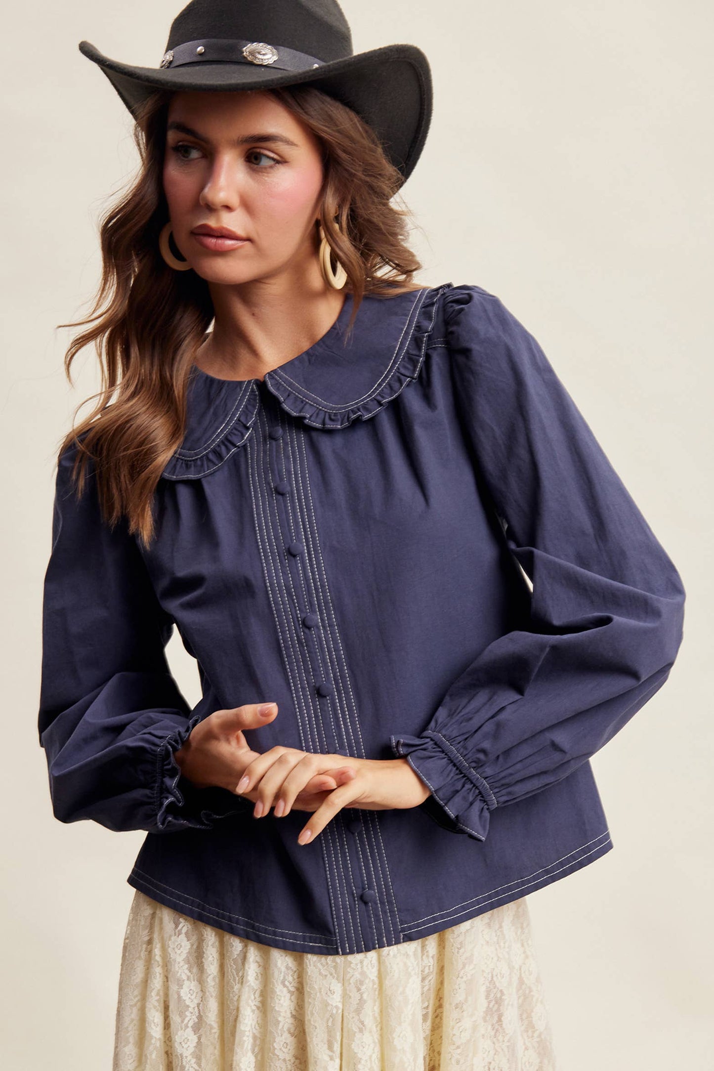 Contrast Stitch Ruffle Collar Cotton Blouse LT1488: Cream / Contemporary / S
