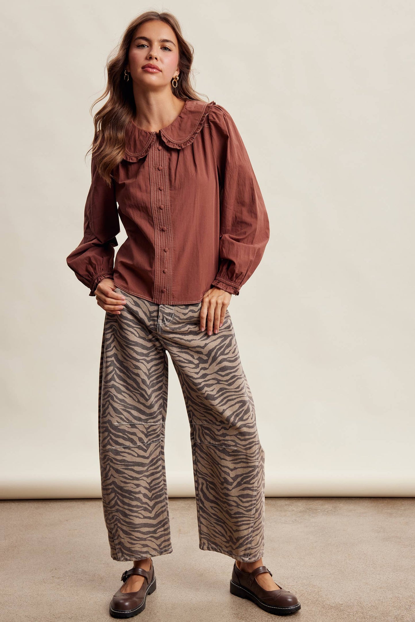 Contrast Stitch Ruffle Collar Cotton Blouse LT1488: Cream / Contemporary / S