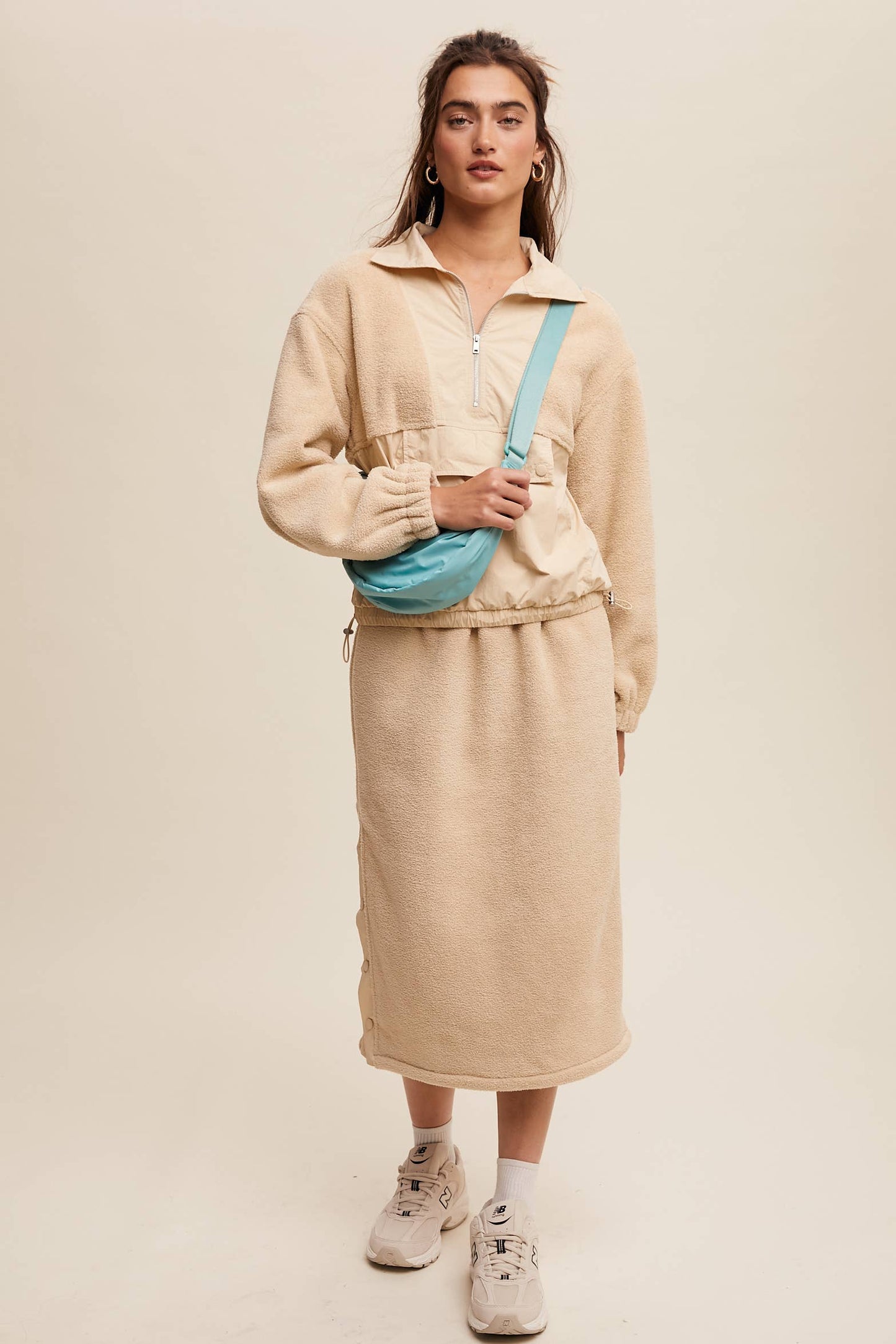 Fleece Pullover & Skirt Set: Taupe / Contemporary / M