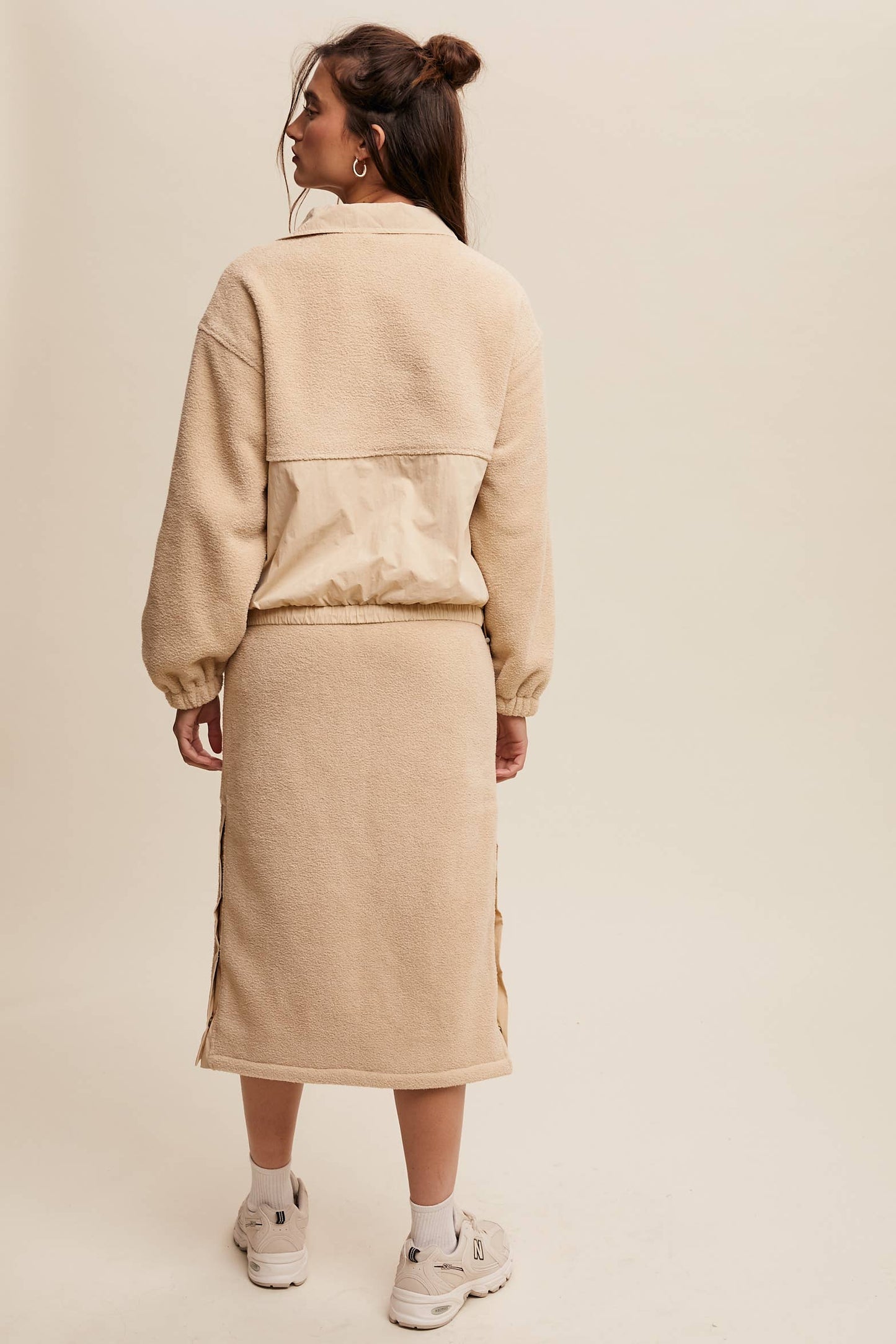 Fleece Pullover & Skirt Set: Taupe / Contemporary / S
