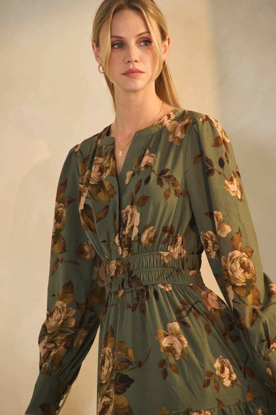 Plus Floral Printed Tiered Maxi Dress: Deep Sage Multi / Plus Size / XL