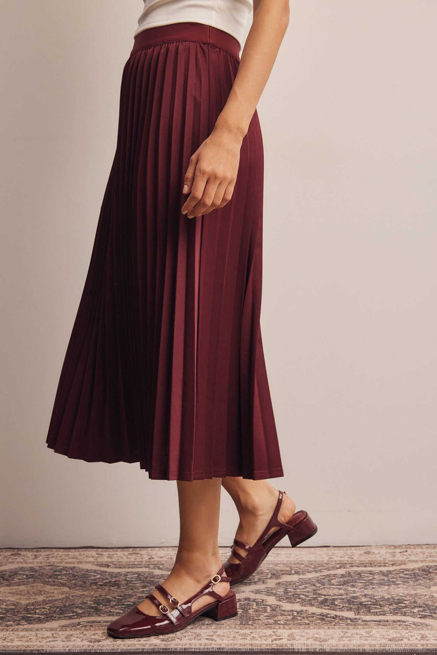 Stretch Pleated Midi Skirt FSK0027: Brown / Contemporary / M
