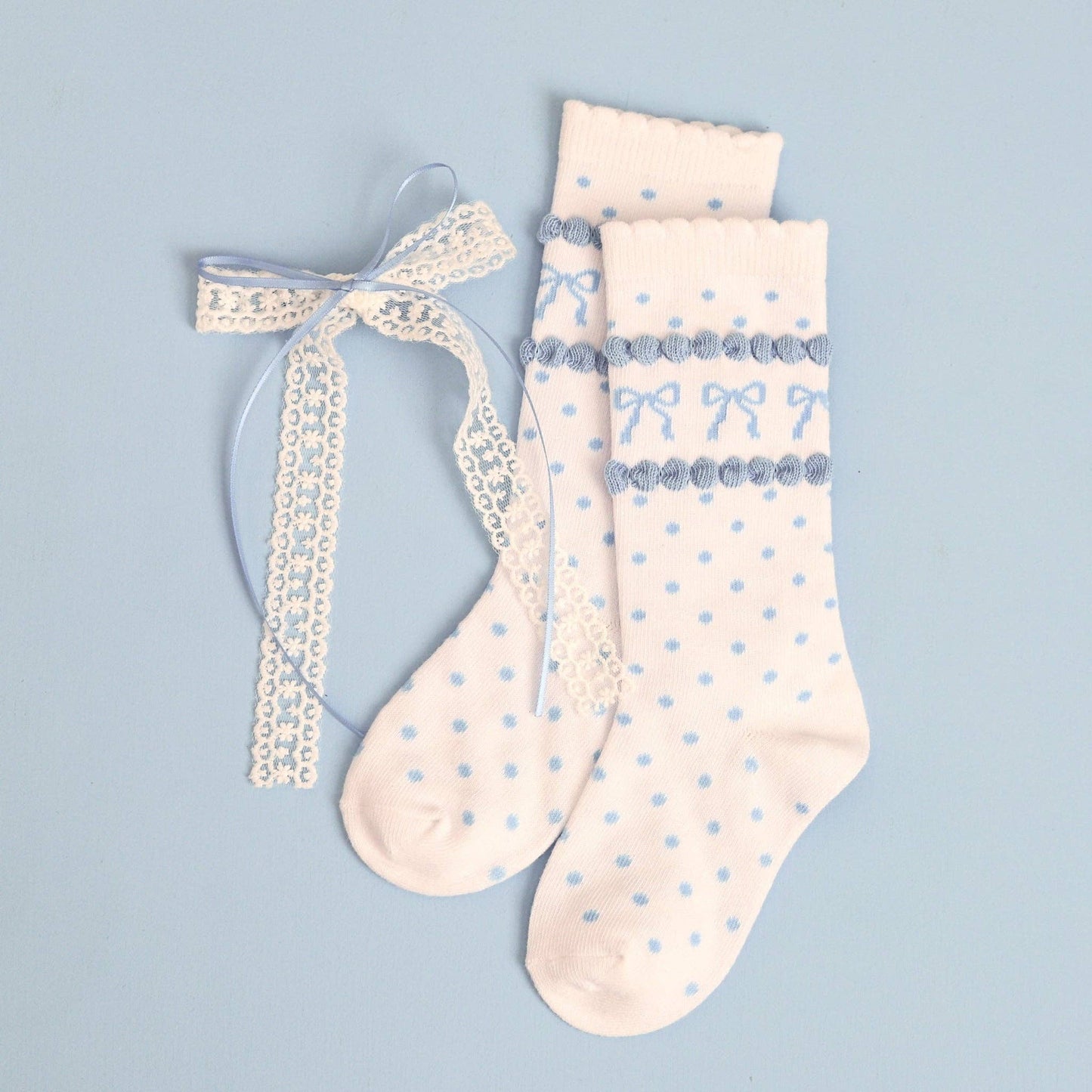Blue Bow Scalloped Knee Socks: 0-6 MONTHS