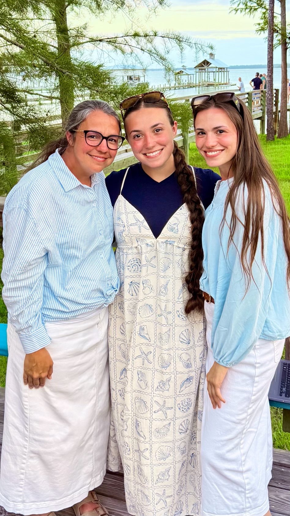 Rebecca and her daughters, the family behind Willow Brooke Boutique